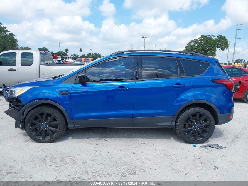 1FMCU0GD3KUA12547 2019 Ford Escape Se