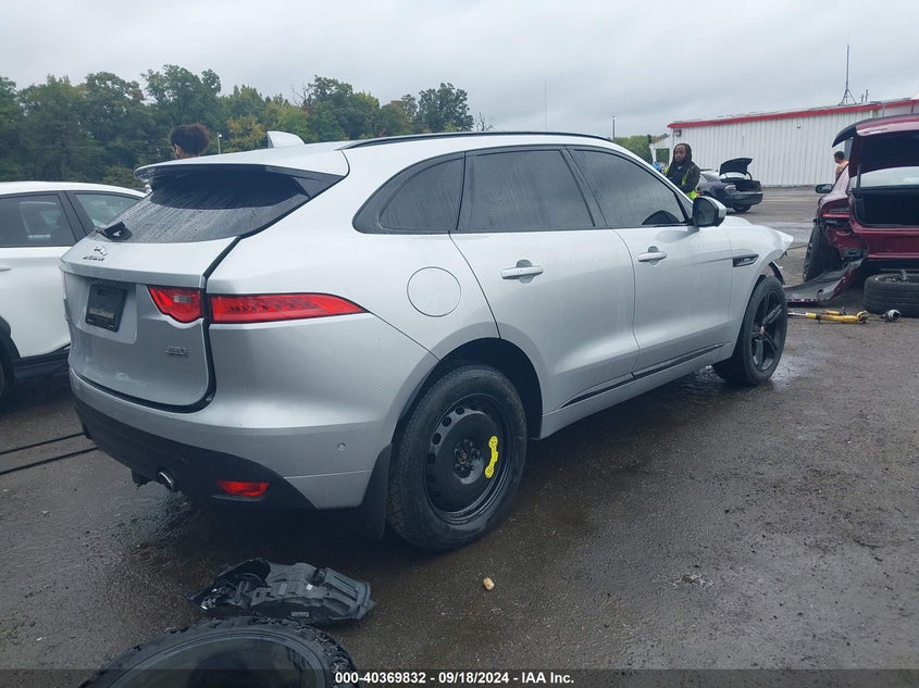2017 JAGUAR F-PACE 35T R-SPORT - SADCL2BV3HA893851