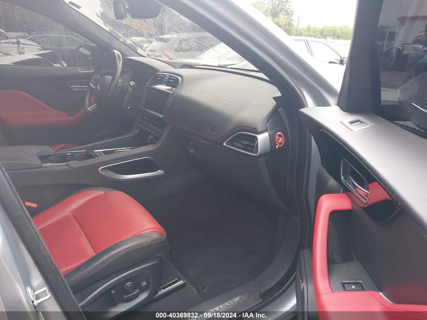 2017 JAGUAR F-PACE 35T R-SPORT - SADCL2BV3HA893851