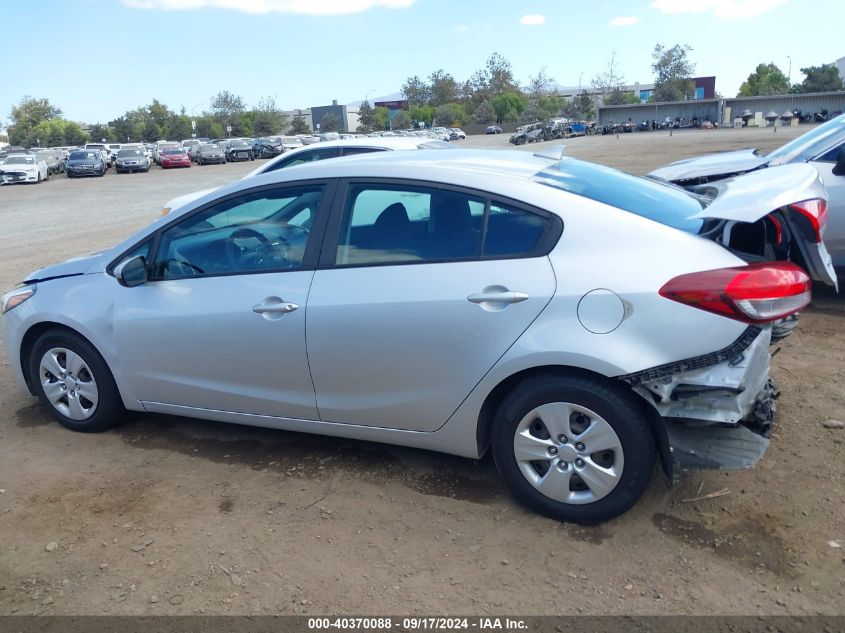 2017 Kia Forte Lx VIN: 3KPFK4A71HE070245 Lot: 40370088