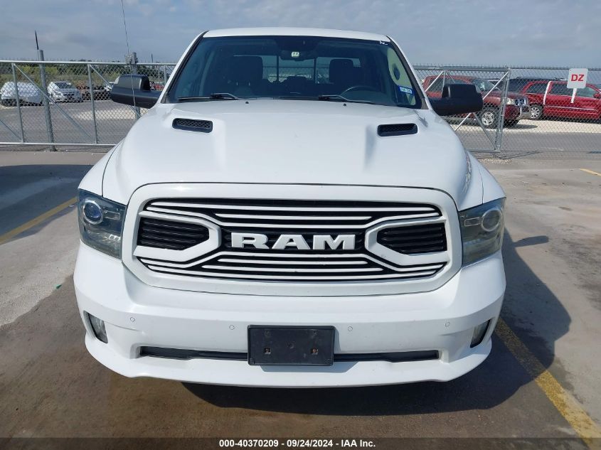 1C6RR7UMXJS335413 2018 Ram 1500 Sport