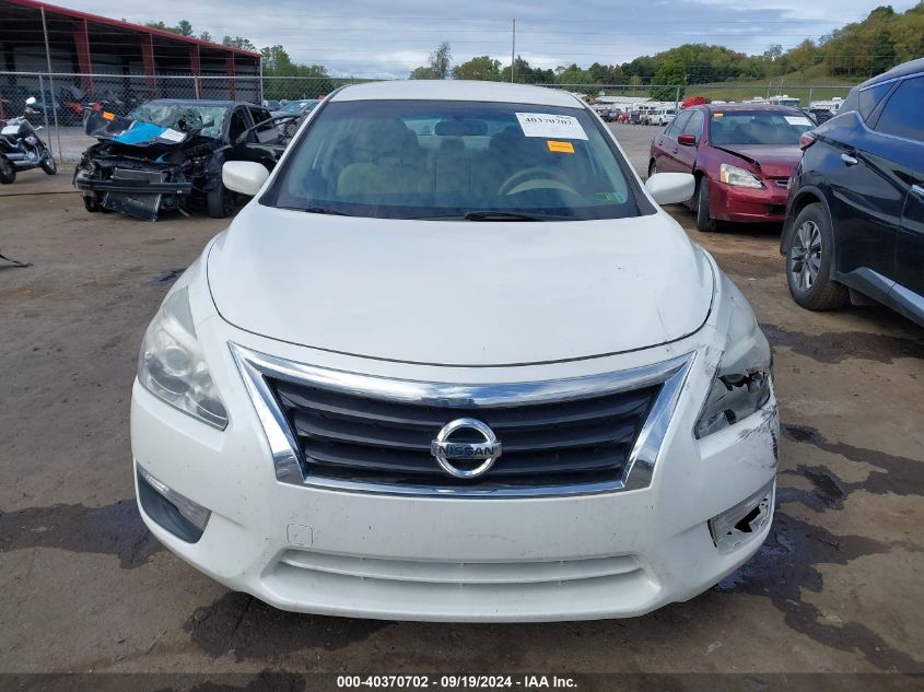 2015 Nissan Altima 2.5 S VIN: 1N4AL3AP7FN922064 Lot: 40370702