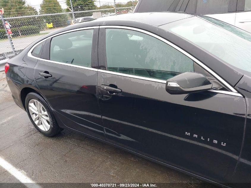 1G1ZD5ST4JF107768 2018 Chevrolet Malibu Lt