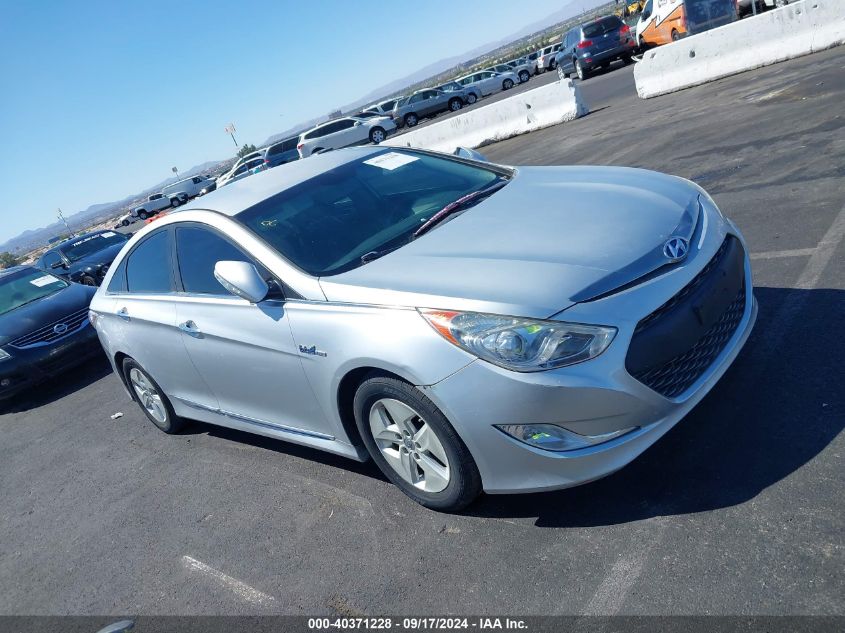 2012 Hyundai Sonata Hybrid VIN: KMHEC4A4XCA045592 Lot: 40371228