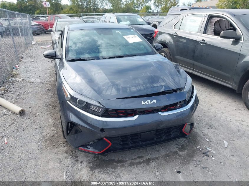 2022 Kia Forte Gt-Line VIN: 3KPF54AD3NE489643 Lot: 40371389