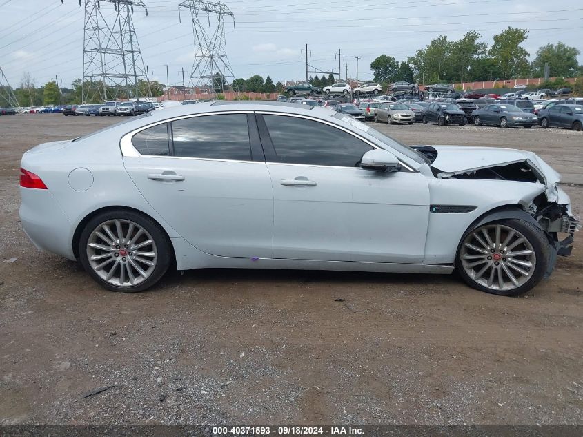 SAJAH4EV1JCP17517 2018 Jaguar Xe 35T Portfolio Limited Edition