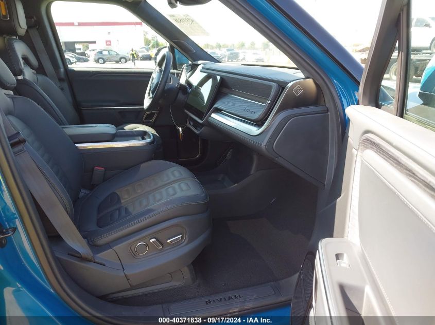 VIN 7PDSGABA1PN025608 2023 RIVIAN R1S ADVENTURE