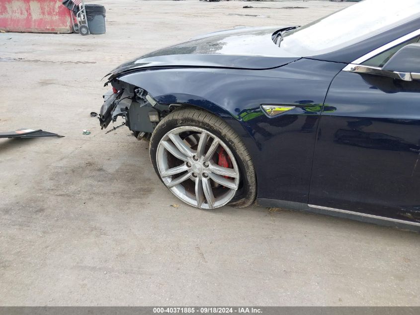 5YJSA1H22EFP66113 2014 Tesla Model S P85D