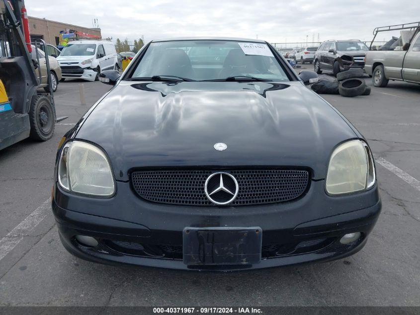 WDBKK65F42F239214 2002 Mercedes-Benz Slk 320