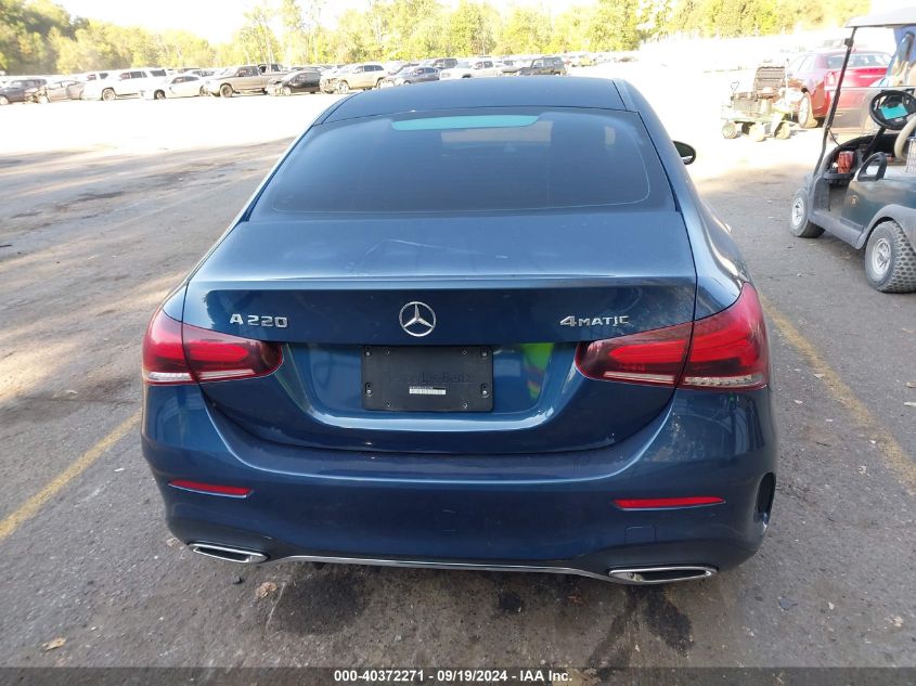 W1K3G4FB1NJ374780 2022 Mercedes-Benz A 220 4Matic