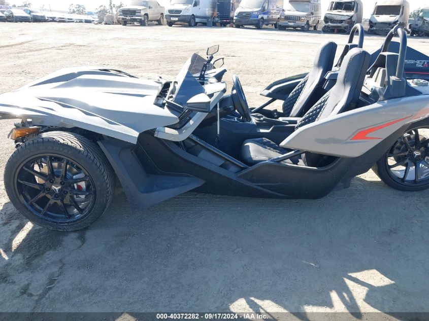 57XAAFGB0N8148399 2022 Polaris Slingshot Slr