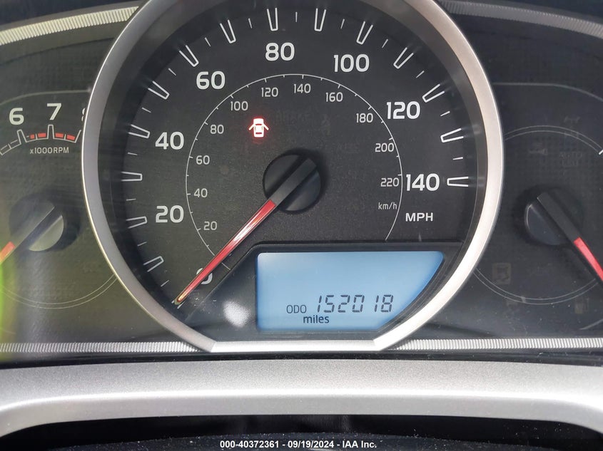 2014 TOYOTA RAV4 XLE - JTMRFREV2ED068735