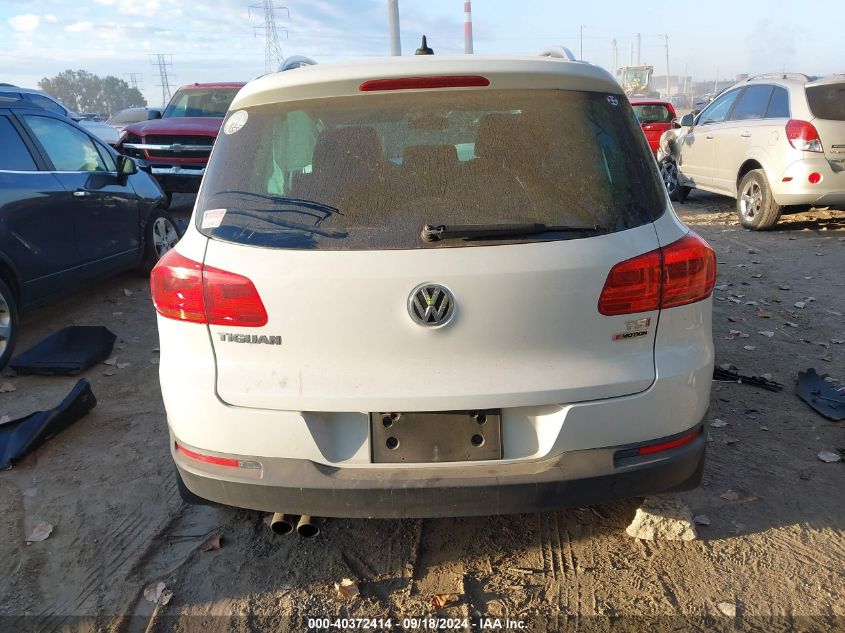 WVGSV7AX8HK033502 2017 Volkswagen Tiguan Wolfsburg