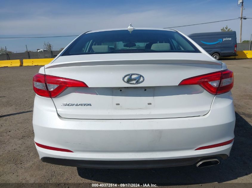 2017 Hyundai Sonata Se VIN: 5NPE24AF2HH560367 Lot: 40372514