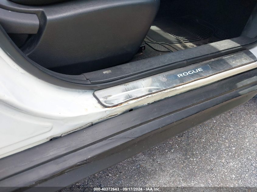 2017 Nissan Rogue Sv VIN: 5N1AT2MVXHC812425 Lot: 40372643