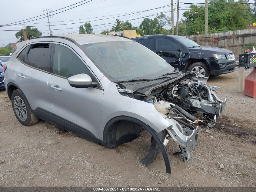 1FMCU9H69LUA09318 2020 FORD ESCAPE - Image 1