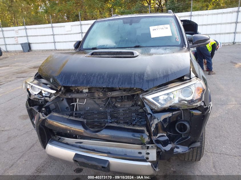 2018 Toyota 4Runner Sr5 Prem/Ltdl/Trail/Trd VIN: JTEBU5JRXJ5598105 Lot: 40373170