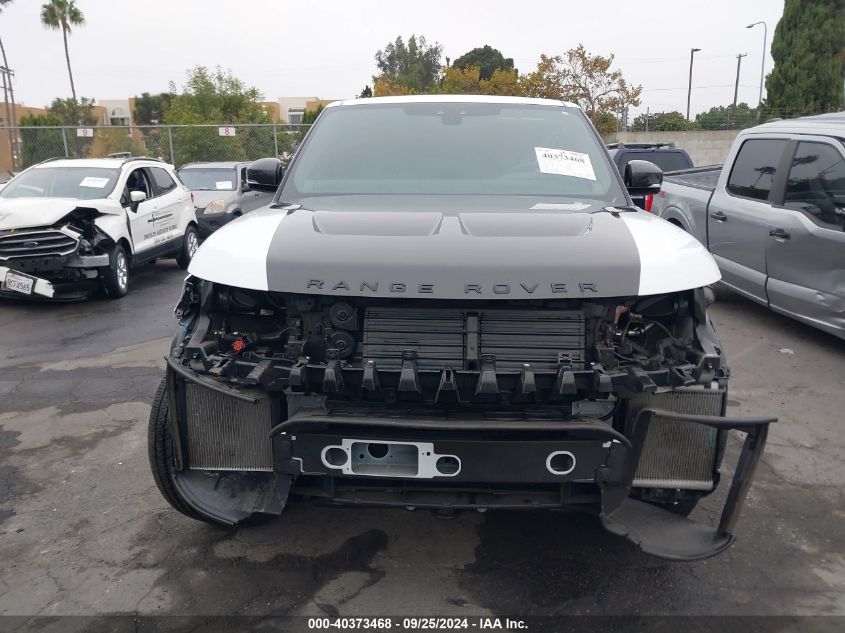 2022 Land Rover Range Rover Sport Svr/Svr Carbon Edition VIN: SALWZ2RE5NA232033 Lot: 40373468