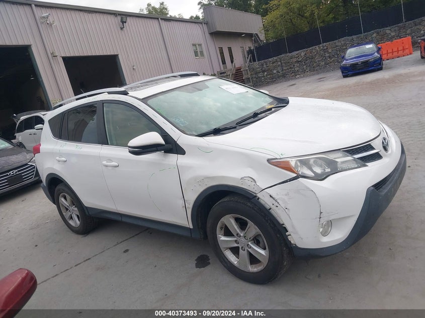 2013 TOYOTA RAV4 XLE - JTMRFREV9DD046259