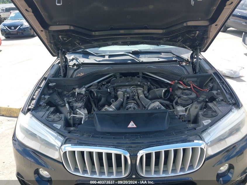 2014 BMW X5 XDRIVE50I - 5UXKR6C54E0C02079