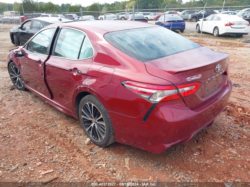 2018 TOYOTA CAMRY SE - 4T1B11HK1JU581970