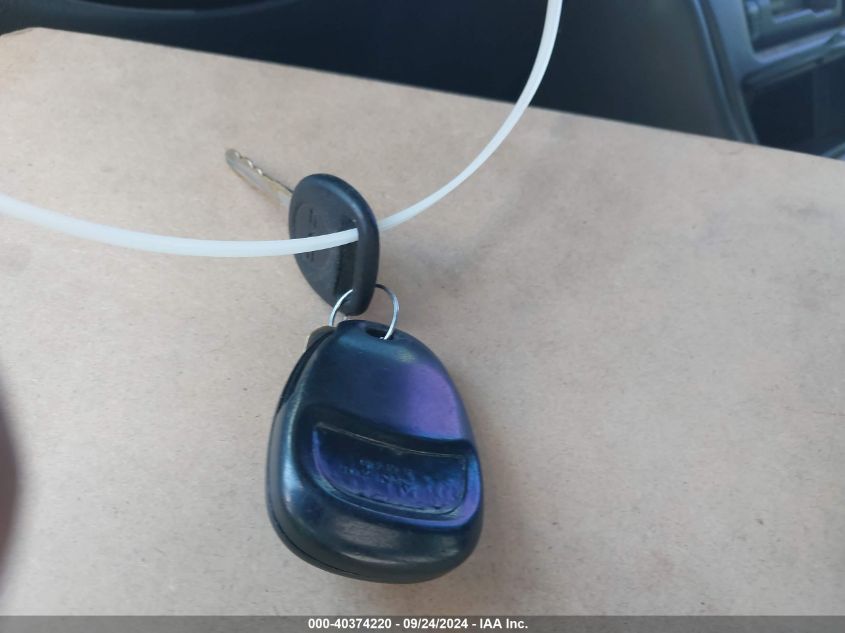 2002 GMC Sierra 2500Hd Sle VIN: 1GTHK23U12F204412 Lot: 40374220