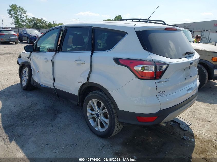 2017 FORD ESCAPE SE - 1FMCU0GD0HUB03848