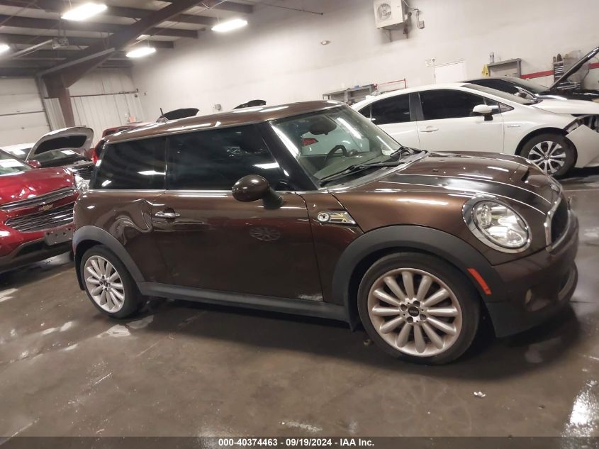 2010 Mini Cooper S VIN: WMWMF7C51ATX45076 Lot: 40374463