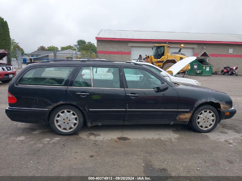 WDBJH82F3XX016044 1999 Mercedes-Benz E 320 Awd