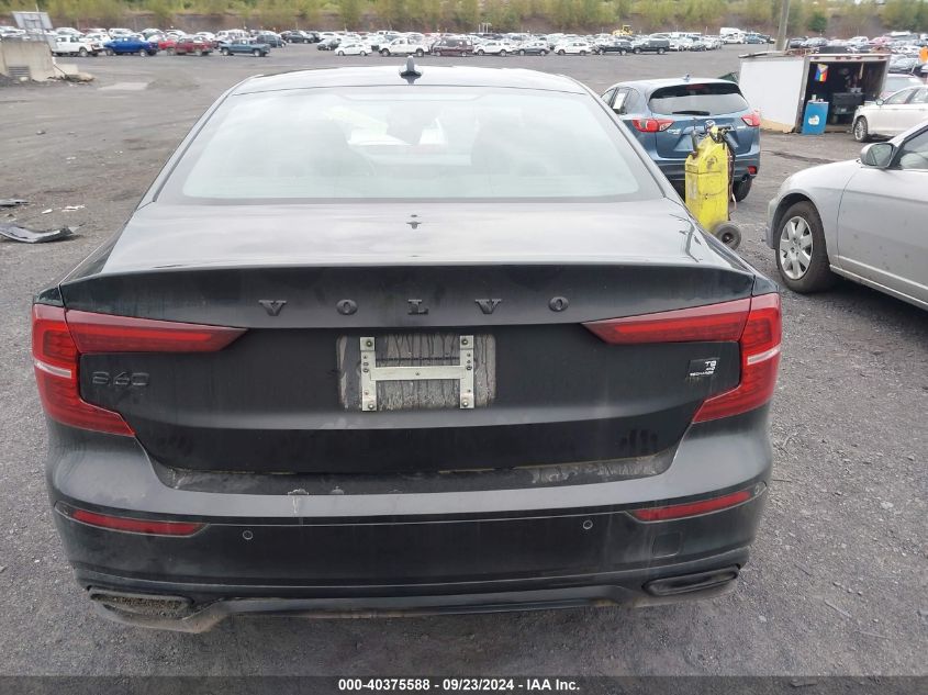 2022 Volvo S60 Recharge Plug-In Hybrid T8 Black Edition R-Design Extended Range VIN: 7JRH60FD4NG192633 Lot: 40375588