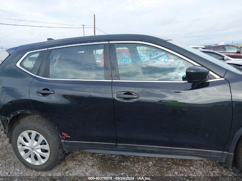 2017 Nissan Rogue S VIN: JN8AT2MV4HW261884 Lot: 40375978