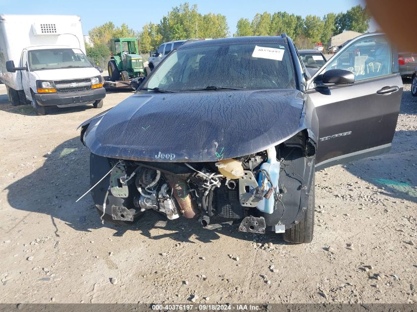 3C4NJDCB0JT209556 2018 Jeep Compass Limited 4X4