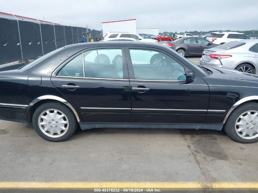 WDBJF25F7WA679200 1998 Mercedes-Benz E 300 Diesel