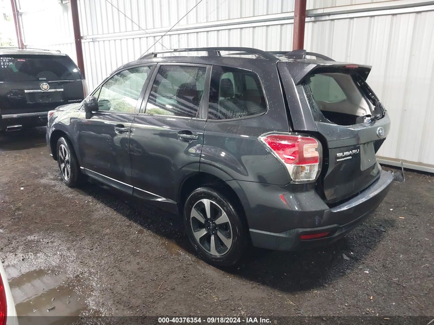 2018 SUBARU FORESTER 2.5I PREMIUM - JF2SJAEC1JH558104