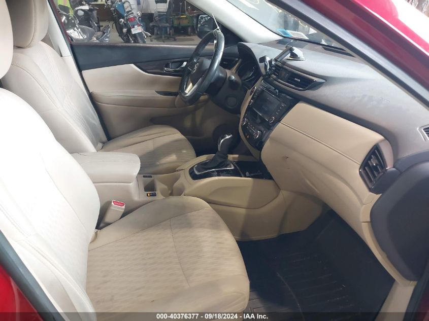 VIN 5N1AT2MV4JC747478 2018 NISSAN ROGUE SV