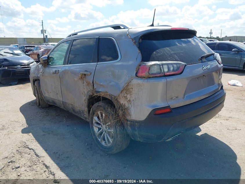 VIN 1C4PJLCX4KD340284 2019 JEEP CHEROKEE LATITUDE FWD