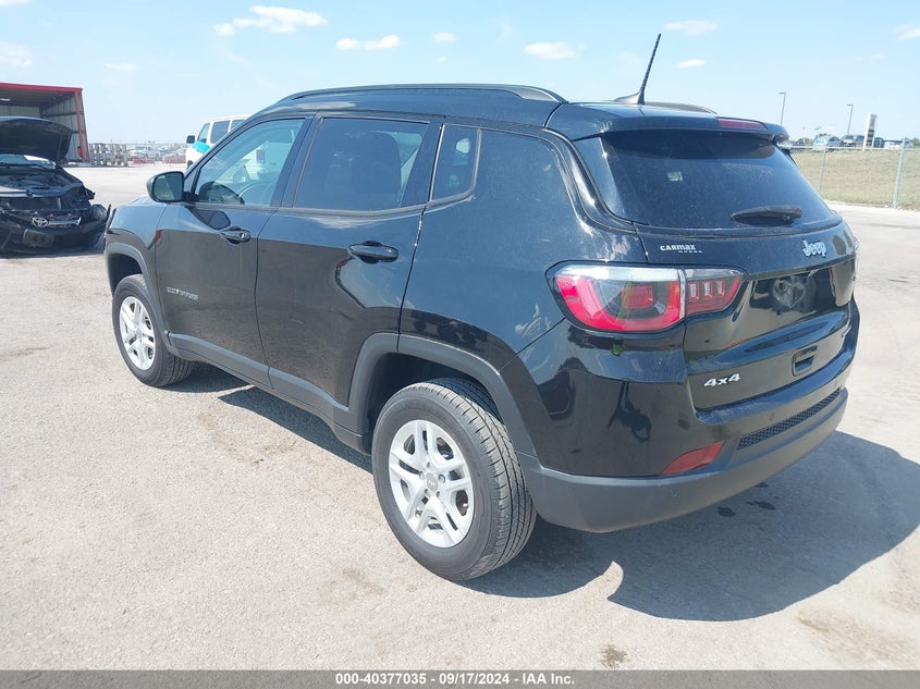 VIN 3C4NJDAB0JT281389 2018 JEEP COMPASS SPORT 4X4