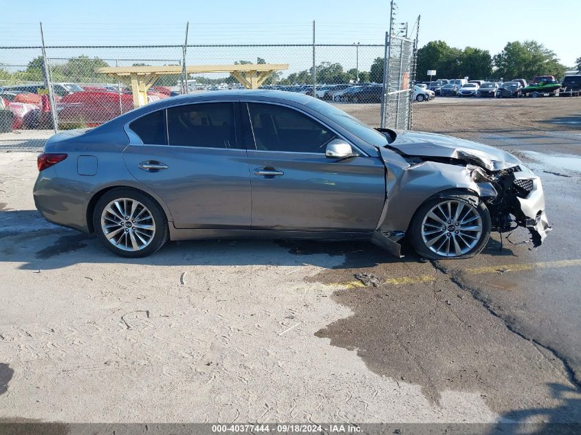 2019 Infiniti Q50 3.0T Luxe VIN: JN1EV7AR5KM555795 Lot: 40377444