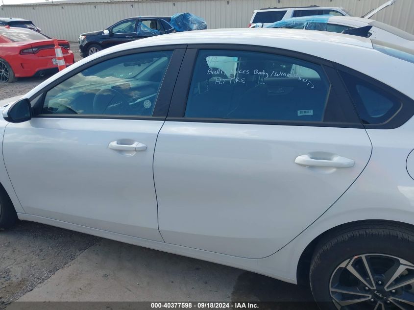 2024 Kia Forte Lxs VIN: 3KPF24AD3RE818842 Lot: 40377598