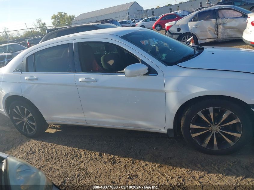 2014 Chrysler 200 Touring VIN: 1C3CCBBB4EN183321 Lot: 40377660