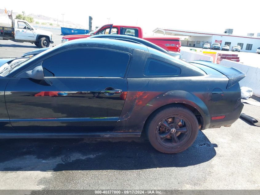 2005 Ford Mustang V6 Deluxe/V6 Premium VIN: 1ZVFT80N555179249 Lot: 40377800