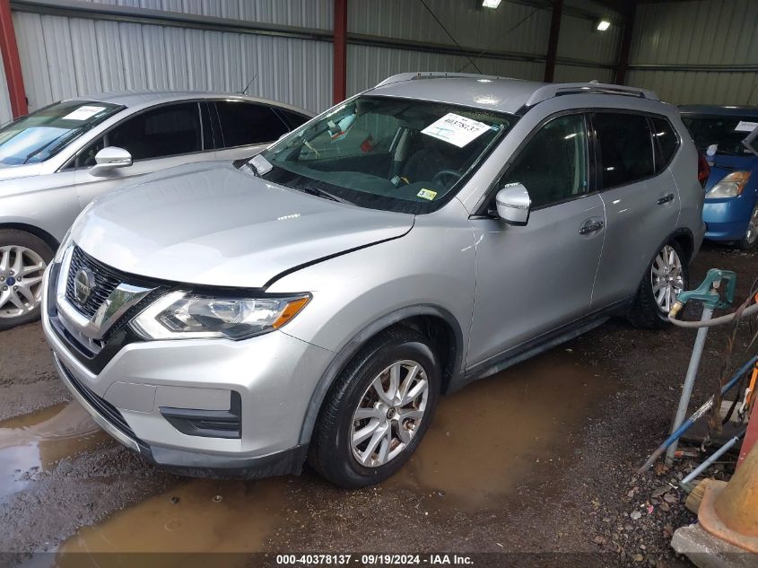 KNMAT2MV5JP582053 2018 NISSAN ROGUE - Image 2