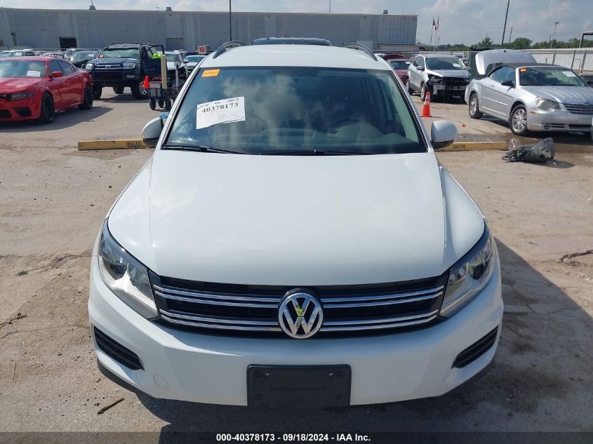 WVGAV7AXXJK005332 2018 Volkswagen Tiguan Limited 2.0T