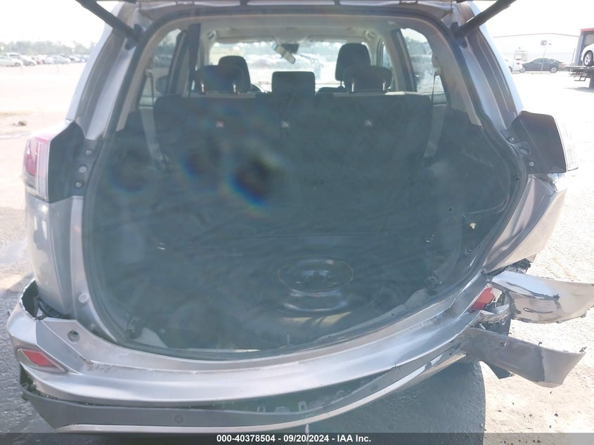 2T3WFREV6HW398534 2017 Toyota Rav4 Xle