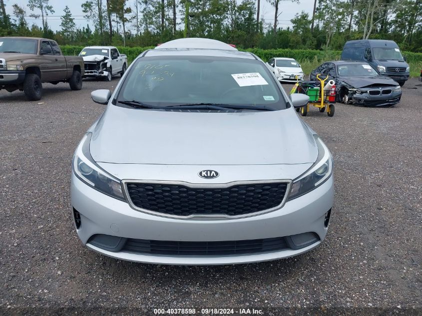 2018 Kia Forte Lx VIN: 3KPFL4A75JE170495 Lot: 40378598