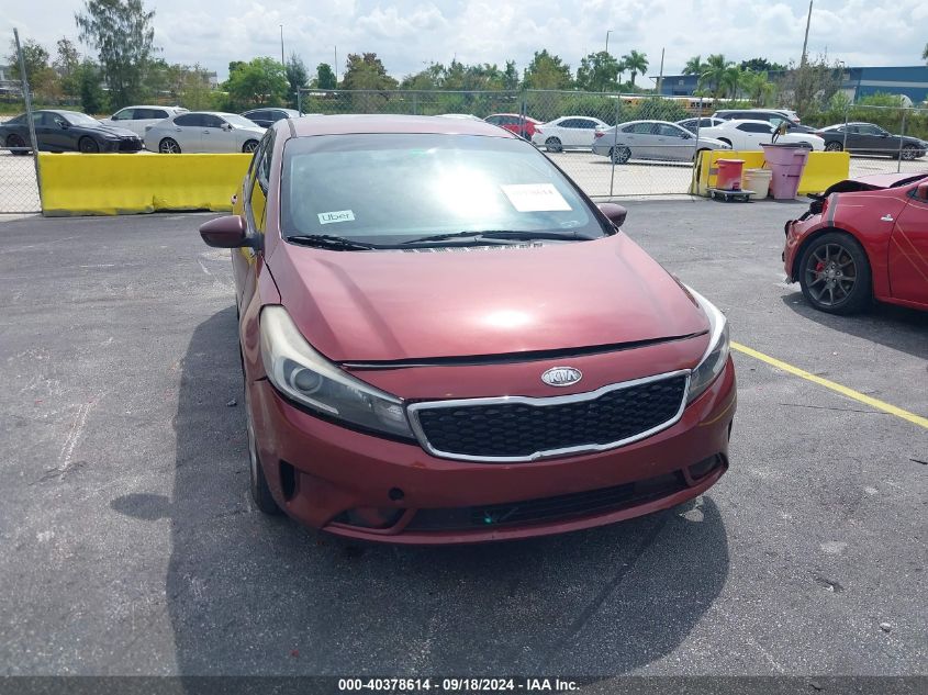 2017 Kia Forte Lx VIN: 3KPFK4A74HE121575 Lot: 40378614