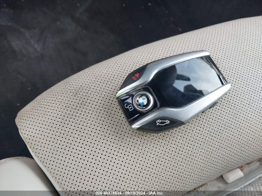 2016 BMW 750I XDRIVE - WBA7F2C55GG418195