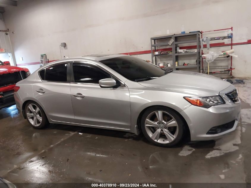 2013 Acura Ilx 2.0L VIN: 19VDE1F58DE006744 Lot: 40378910