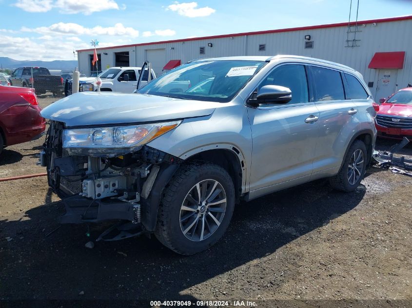 5TDJZRFHXJS535363 2018 TOYOTA HIGHLANDER - Image 2