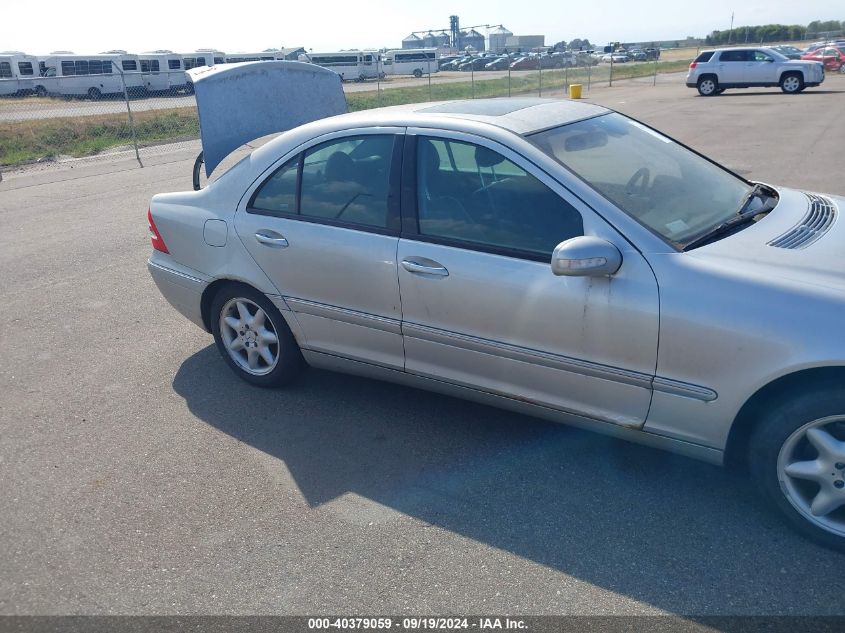 2004 Mercedes-Benz C 320 4Matic VIN: WDBRF84J34F532593 Lot: 40379059